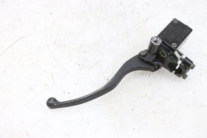 photo de ACHTERREM HOOFDREMSILINDER EFUN PUSA 1 - Bevestigingspunten