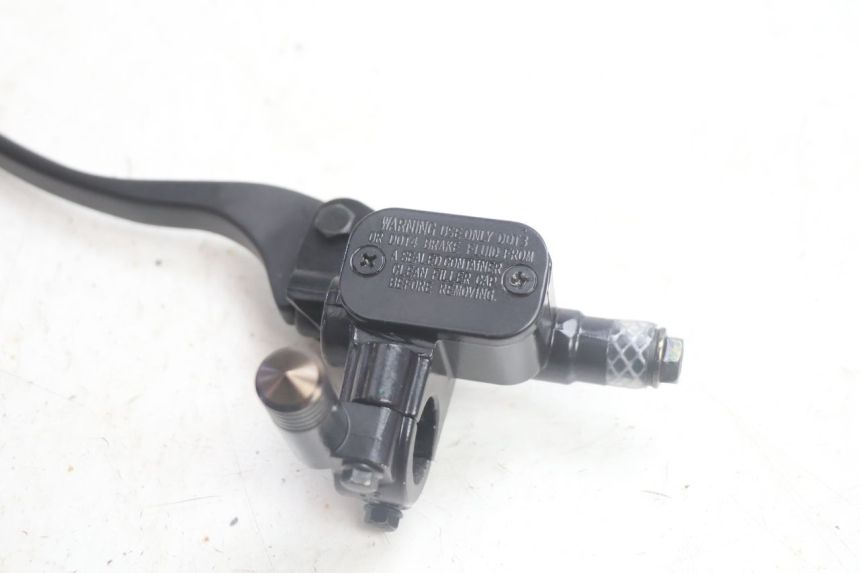 photo de ACHTERREM HOOFDREMMEESTER JM MOTORS R-MAX TECH 50 (2024 - 2026) - Zoom op gebruiksstaat
