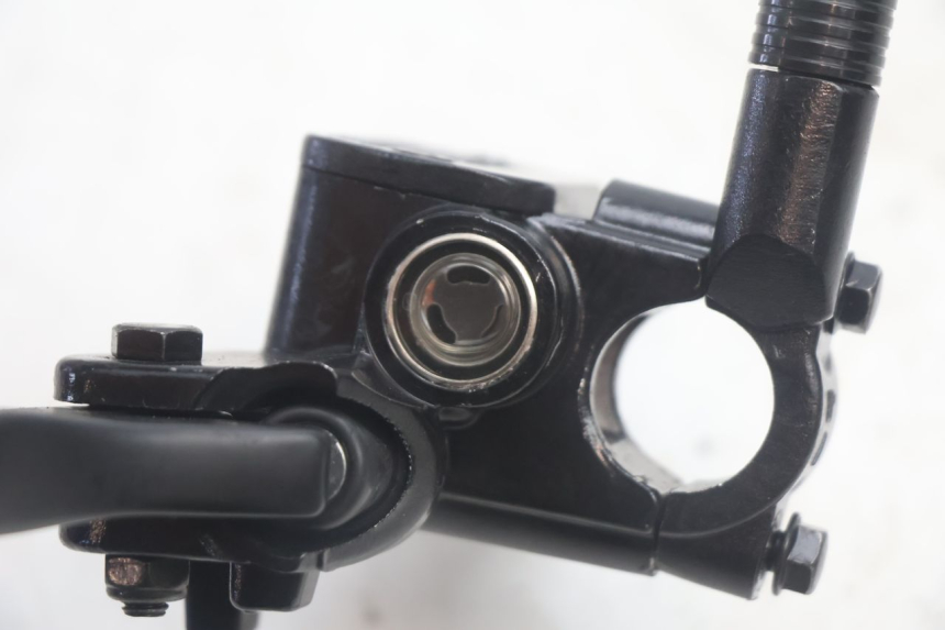 photo de ACHTERREM HOOFDREMMEESTER JM MOTORS R-MAX TECH 50 (2024 - 2026) - Overzicht
