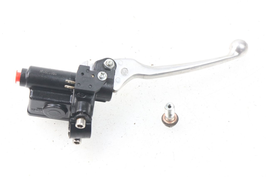 photo de ACHTERREM HOOFDREMSILINDER RED ELECTRIC RED E PRO 1 (2017 - 2019) - Zoom op gebruiksstaat