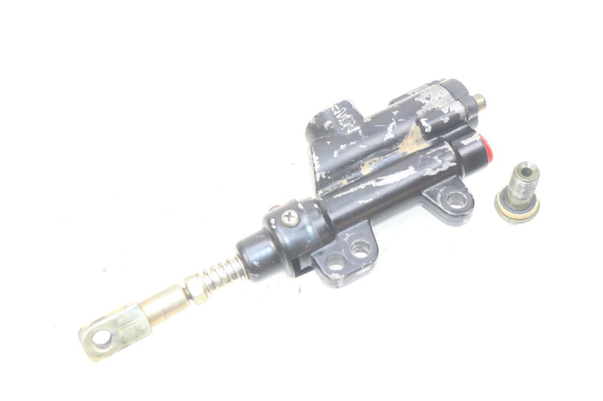 photo de ACHTERREM HOOFDREMSILINDER APOLLO RFZ 125 - Hoofdaanzicht