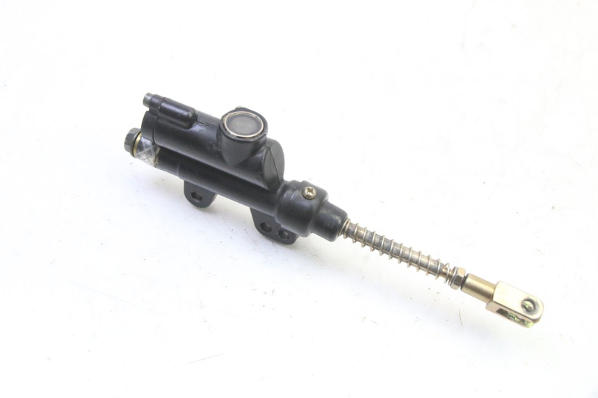 photo de ACHTERREM HOOFDREMSILINDER APOLLO RFZ 125 - Andere kijkhoek