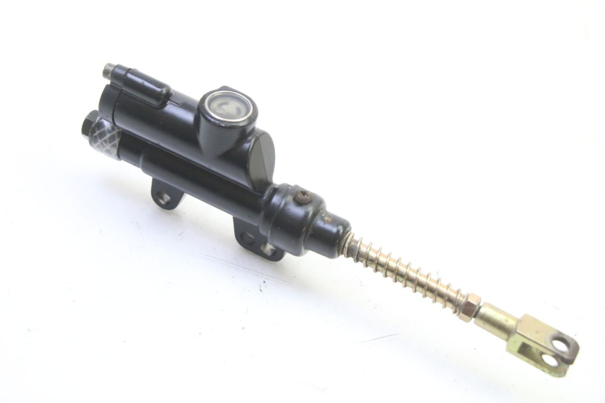 photo de ACHTERREM HOOFDREMSILINDER APOLLO RFZ 125 - Andere kijkhoek