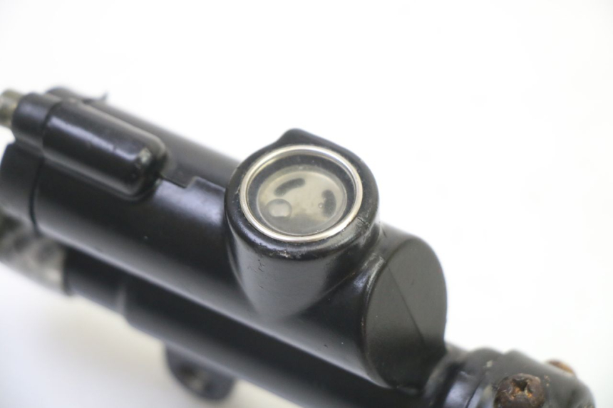 photo de ACHTERREM HOOFDREMSILINDER APOLLO RFZ 125 - Technische close-up