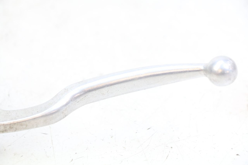 photo de ACHTERREM HOOFDREMSILINDER PEUGEOT SATELIS 125 (2010 - 2012) - Bevestigingspunten