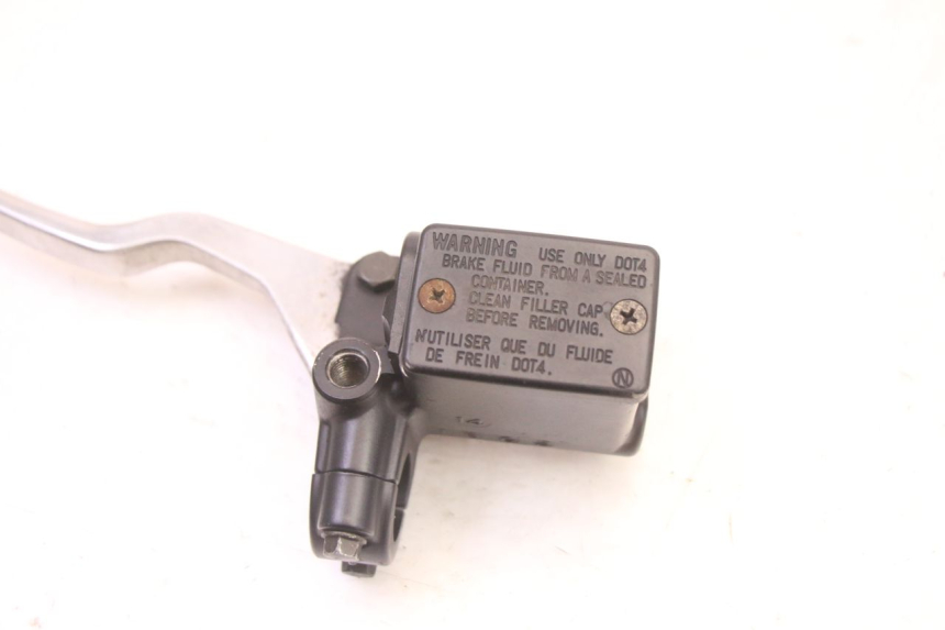 photo de ACHTERREM HOOFDREMSILINDER PEUGEOT SATELIS 250 (2006 - 2012) - Zoom op gebruiksstaat