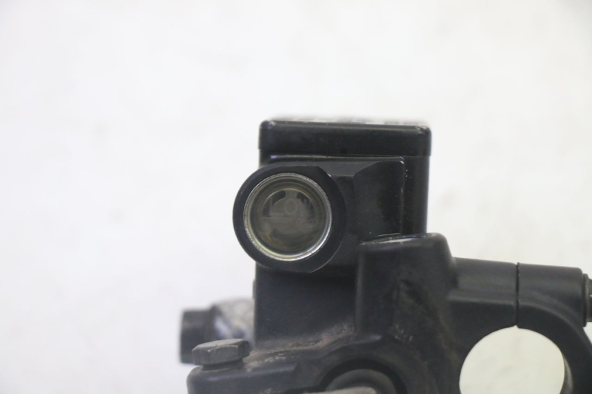 photo de ACHTERREM HOOFDREMSILINDER PEUGEOT SATELIS 125 (2006 - 2009) - Overzicht