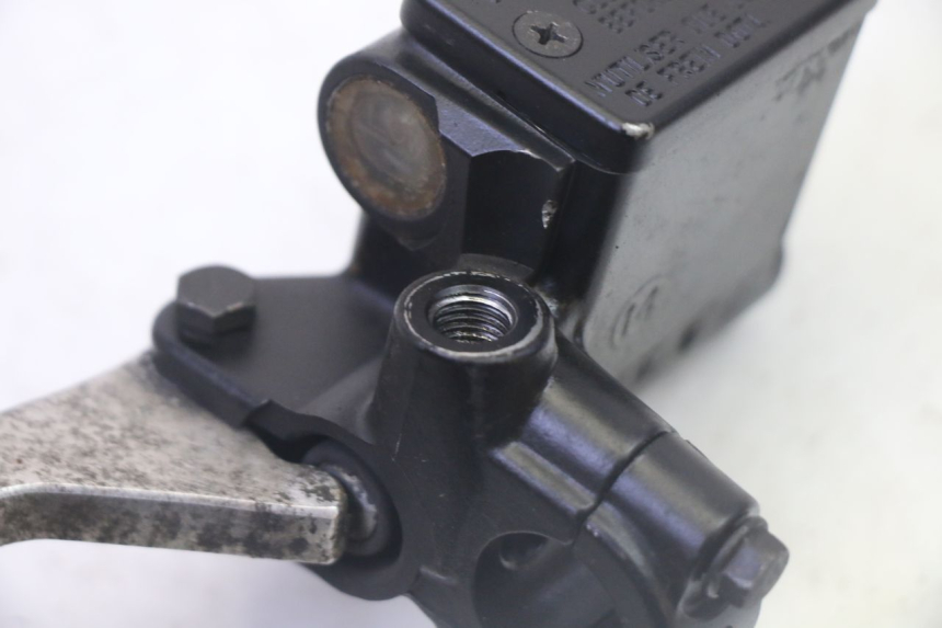 photo de ACHTERREM HOOFDREMSILINDER PEUGEOT SATELIS 125 (2013 - 2018) - Overzicht