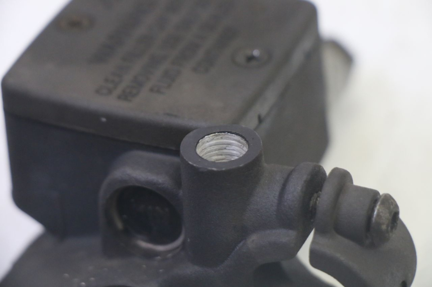 photo de ACHTERREM HOOFDREMSILINDER PEUGEOT SATELIS 125 (2006 - 2009) - Technische close-up