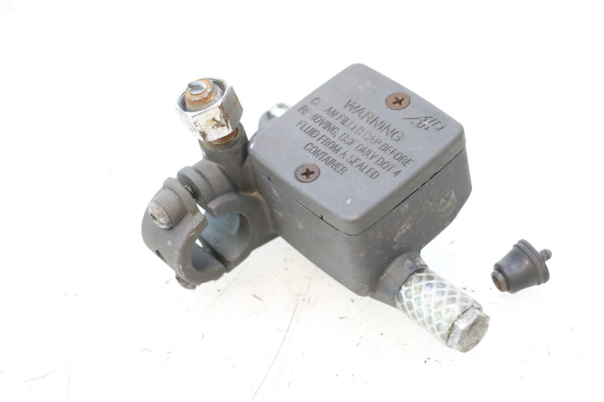 photo de ACHTERREM HOOFDREMSILINDER PEUGEOT SATELIS 125 (2006 - 2009) - Hoofdaanzicht