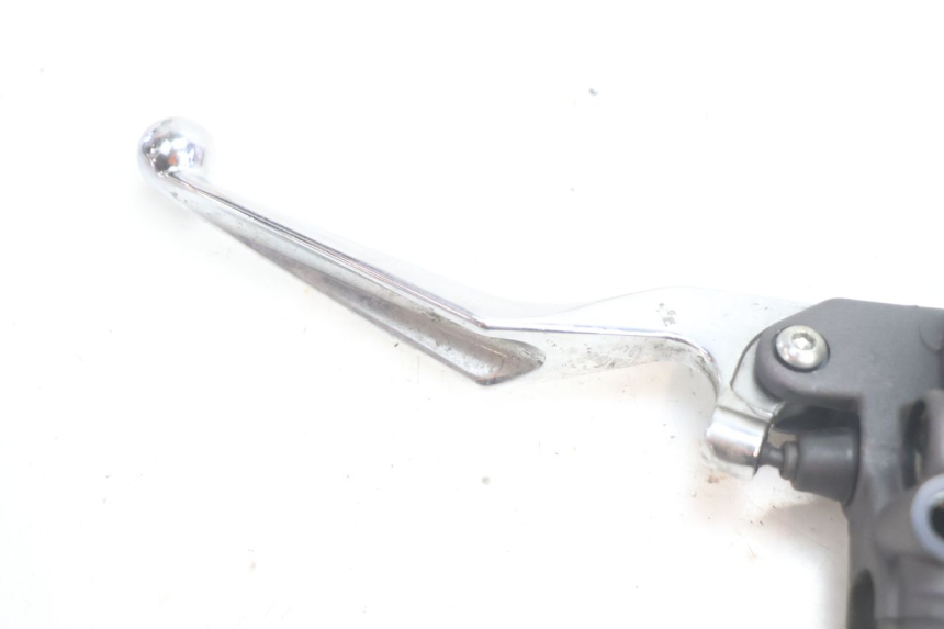 photo de ACHTERREM HOOFDREMSILINDER PEUGEOT SATELIS 125 (2006 - 2009) - Detail van het onderdeel