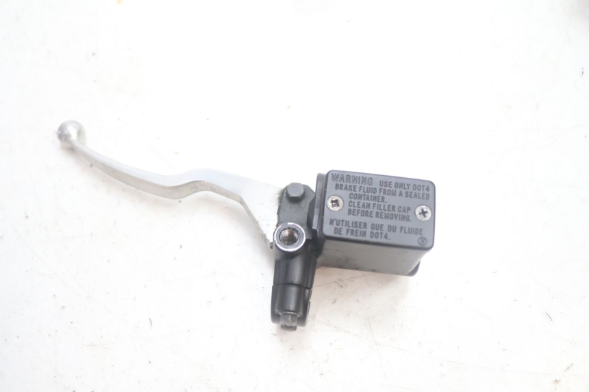 photo de ACHTERREM HOOFDREMSILINDER PEUGEOT SATELIS 125 (2013 - 2018) - Hoofdaanzicht
