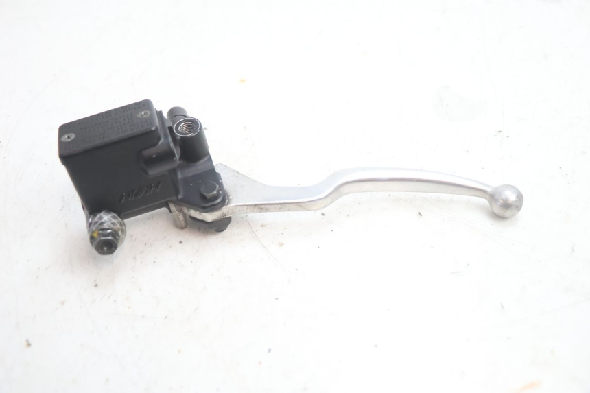 photo de ACHTERREM HOOFDREMSILINDER PEUGEOT SATELIS 125 (2013 - 2018) - Technische close-up