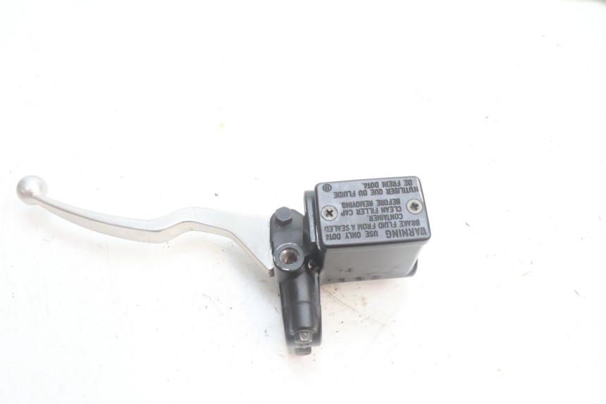 photo de ACHTERREM HOOFDREMSILINDER PEUGEOT SATELIS 125 (2006 - 2009) - Hoofdaanzicht