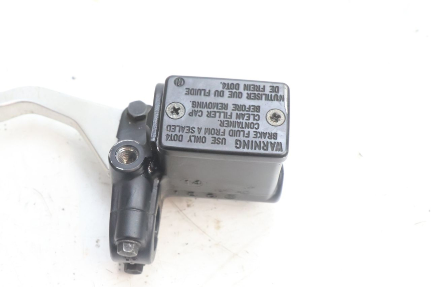 photo de ACHTERREM HOOFDREMSILINDER PEUGEOT SATELIS 125 (2006 - 2009) - Zoom op gebruiksstaat