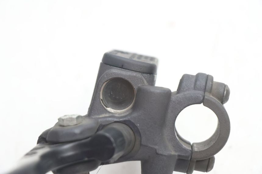 photo de ACHTERREM HOOFDREMSILINDER PEUGEOT SPEEDFIGHT 2 AC 50 (2000 - 2009) - Technische close-up