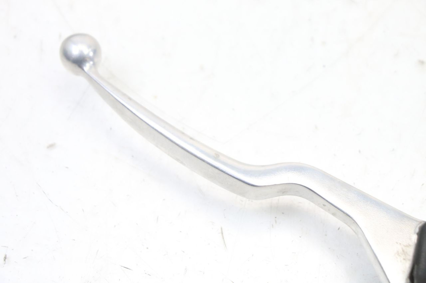 photo de ACHTERREM HOOFDREMSILINDER SUZUKI BURGMAN 125 (2018 - 2021) - Detail van het onderdeel