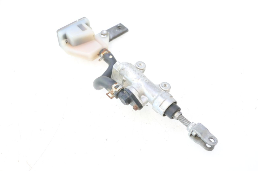photo de ACHTERREM HOOFDREMSILINDER SUZUKI SV S 650 (2003 - 2009) - Hoofdaanzicht
