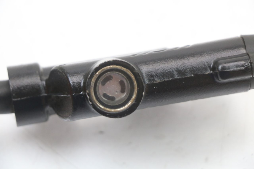 photo de ACHTERREM HOOFDREMSILINDER MINI MX SX 125 - Technische close-up