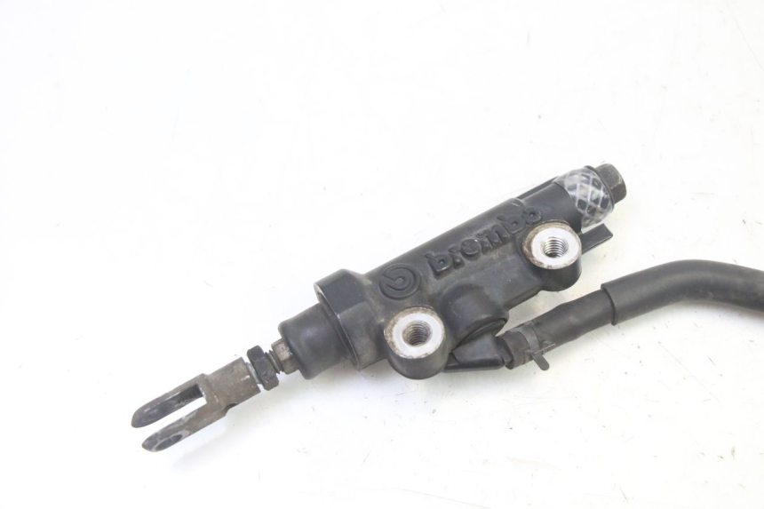 photo de ACHTERREM HOOFDREMSILINDER YAMAHA TDM ABS 900 (2002 - 2014) - Detail van het onderdeel