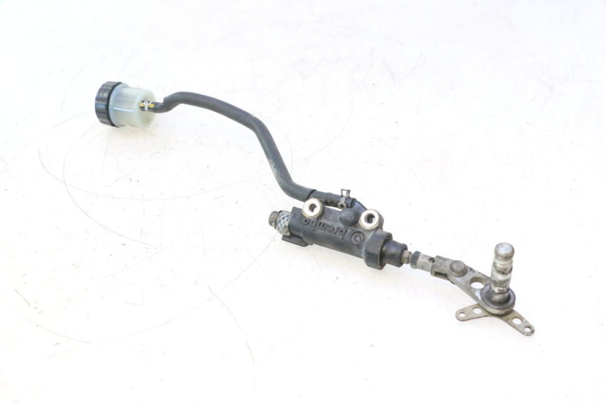 photo de ACHTERREM HOOFDREMSILINDER YAMAHA TDM ABS 900 (2002 - 2014) - Technische close-up