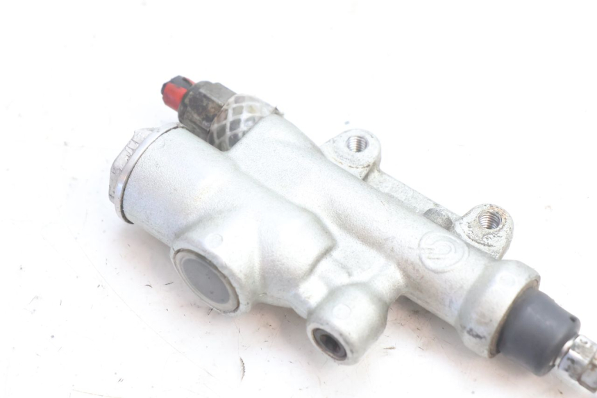 photo de ACHTERREM HOOFDREMSILINDER HUSABERG TE 250 (2011 - 2014) - Detail van het onderdeel