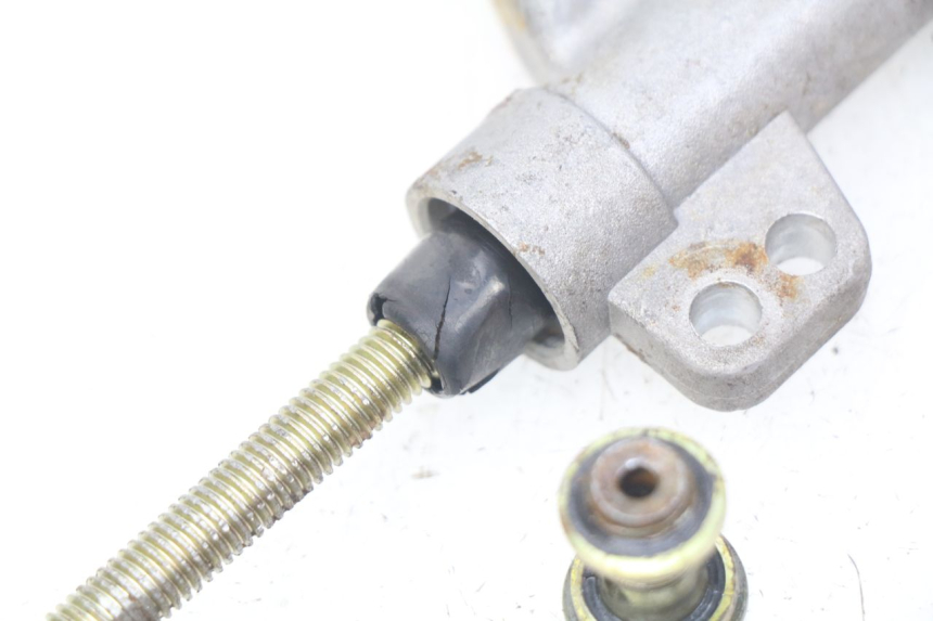photo de ACHTERREM HOOFDREMSILINDER NITRO MOTORS THUNDER 125 - Detail van het onderdeel