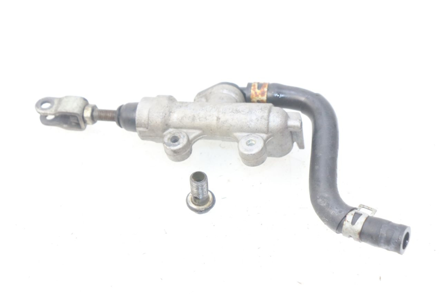 photo de ACHTERREM HOOFDREMSILINDER SUZUKI TLS TL S 1000 (1997 - 2001) - Andere kijkhoek