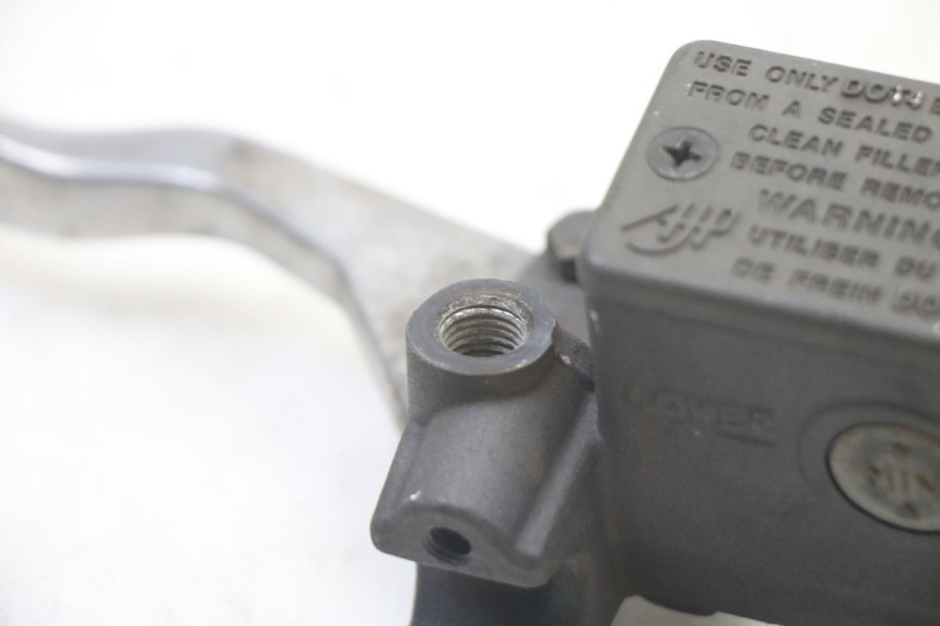 photo de ACHTERREM HOOFDREMSILINDER SUZUKI UH BURGMAN 125 (2002 - 2006) - Overzicht