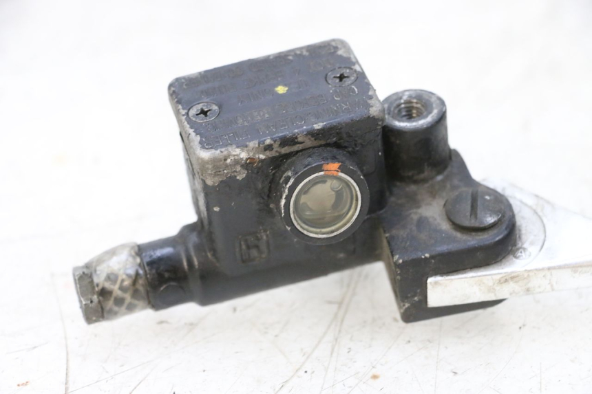 photo de ACHTERREM HOOFDREMSILINDER PIAGGIO VESPA GTS SUPER IE 125 (2009 - 2016) - Technische close-up