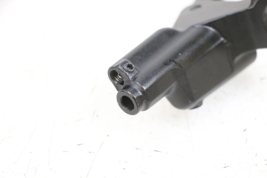 photo de ACHTERREM HOOFDREMSILINDER DUALTRON VICTOR LIMITED 1 - Zoom op gebruiksstaat