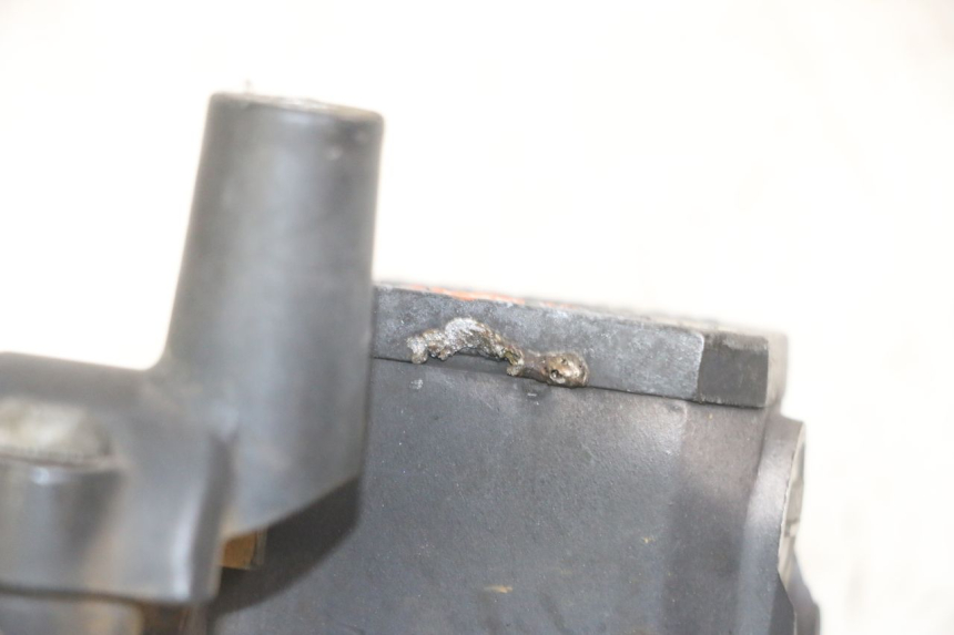 photo de ACHTERREM HOOFDREMSILINDER YAMAHA XMAX X-MAX 125 (2006 - 2009) - Staat van het oppervlak