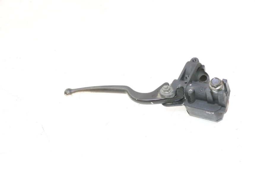 photo de ACHTERREM HOOFDREMSILINDER YAMAHA XMAX X-MAX 125 (2006 - 2009) - Overzicht