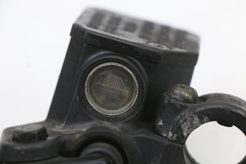 photo de ACHTERREM HOOFDREMSILINDER PIAGGIO X9 125 (2000 - 2003) - Overzicht