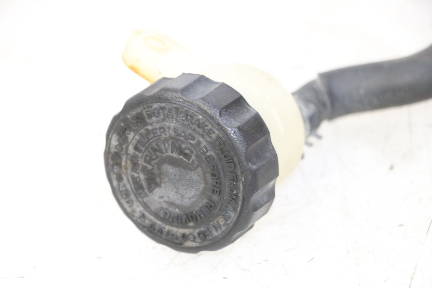 photo de ACHTERREM HOOFDREMSILINDER YAMAHA XJN DIVERSION 600 (2000 - 2003) - Andere kijkhoek