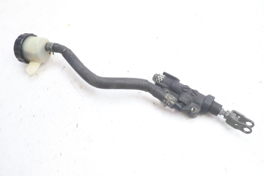 photo de ACHTERREM HOOFDREMSILINDER YAMAHA XJR 1300 (1998 - 2002) - Andere kijkhoek