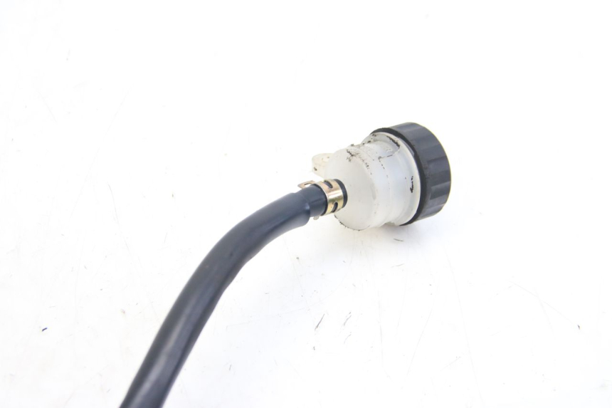 photo de ACHTERREM HOOFDREMSILINDER PEUGEOT XP6 50 (1997 - 2003) - Zoom op gebruiksstaat