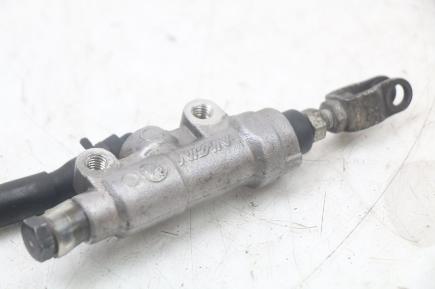 photo de ACHTERREM HOOFDREMSILINDER YAMAHA XT X 660 (2004 - 2016) - Andere kijkhoek