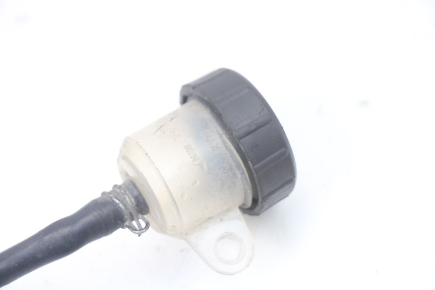 photo de ACHTERREM HOOFDREMSILINDER YAMAHA TZR 50 (2008 - 2016) - Zoom op gebruiksstaat