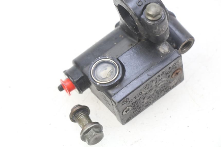 photo de ACHTERREM HOOFDREMSILINDER YAMASAKI YM T 125 (2015 - 2020) - Detail van het onderdeel