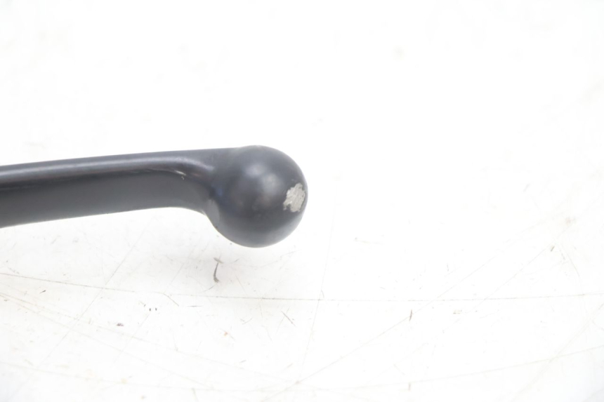 photo de ACHTERREM HOOFDREMSILINDER YAMAHA YP MAJESTY 125 (2002 - 2006) - Bevestigingspunten