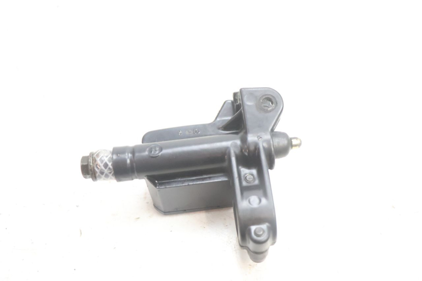 photo de ACHTERREM HOOFDREMSILINDER YAMAHA YP MAJESTY 125 (2002 - 2006) - Overzicht