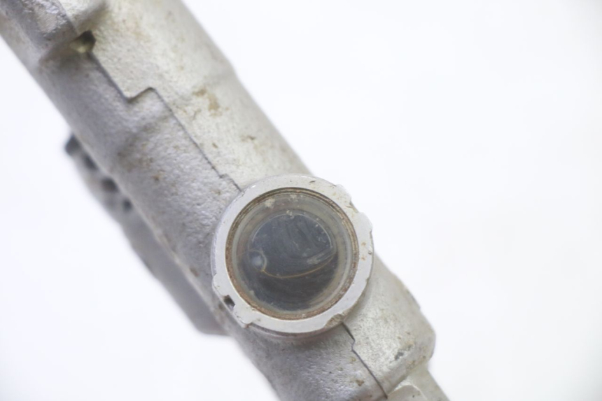 photo de ACHTERREM HOOFDREMSILINDER YAMAHA YZ 85 (2022 - 2025) - Andere kijkhoek