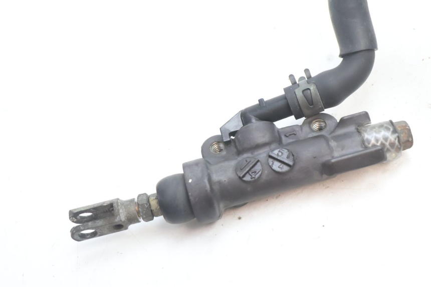 photo de ACHTERREM HOOFDREMMEESTER YAMAHA YZF R GENESIS 750 (1993 - 1998) - Detail van het onderdeel