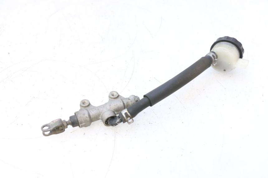 photo de ACHTERREM HOOFDREMSILINDER KAWASAKI ZX-6R ZX6R 600 (1995 - 1997) - Detail van het onderdeel