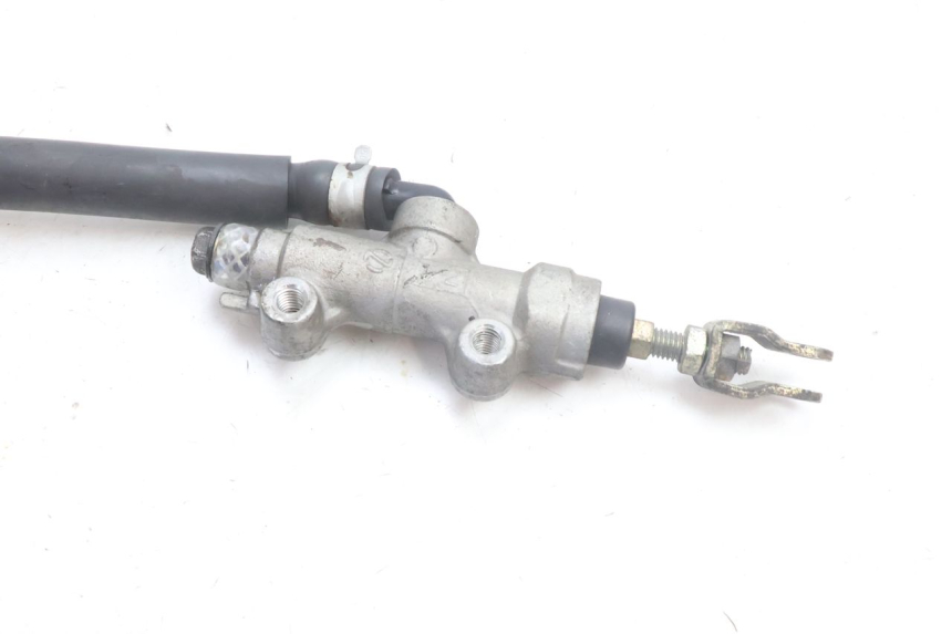 photo de ACHTERREM HOOFDREMSILINDER KAWASAKI ZZR 600 (1995 - 2004) - Overzicht