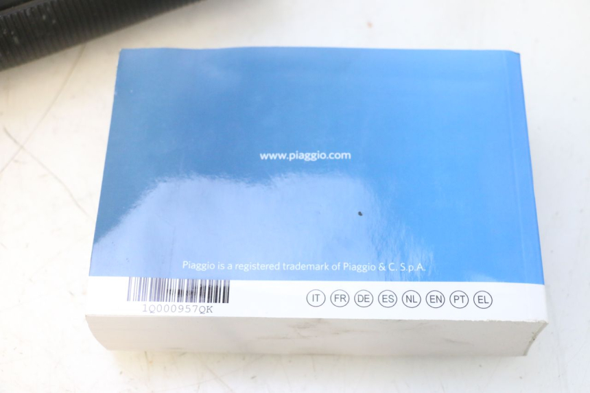 photo de GEBRUIKERSHANDLEIDING PIAGGIO MP3 HPE 530 (2022 - 2026) - Gecontroleerd onderdeel