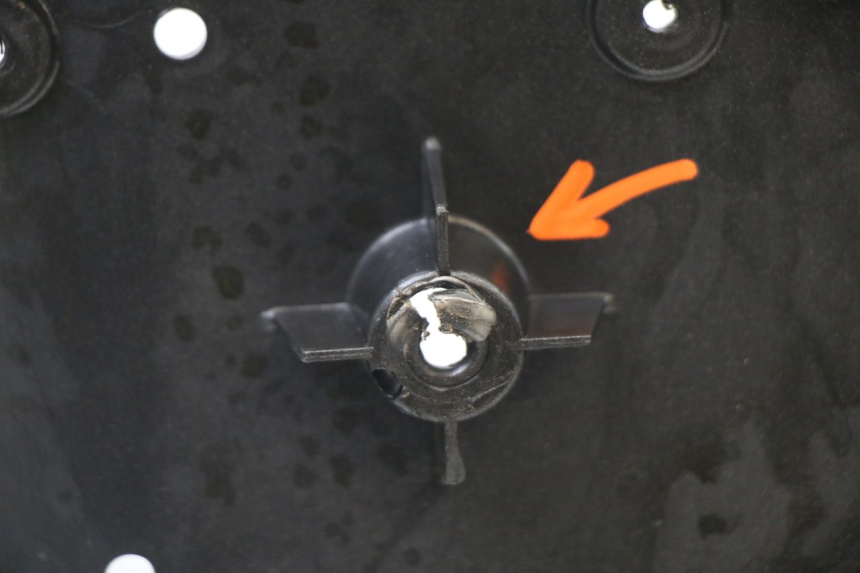 photo de VOETSTEUN APRILIA ATLANTIC 125 (2003 - 2009) - Gecontroleerd onderdeel