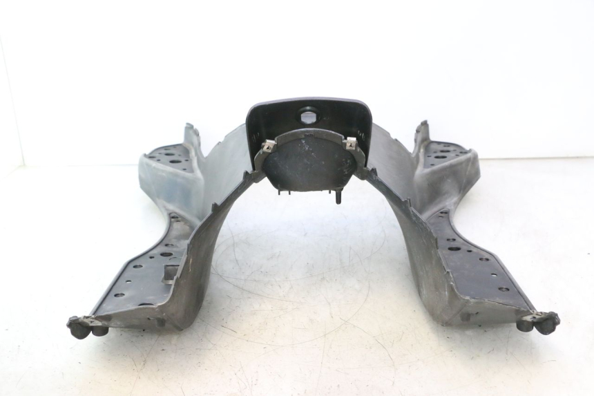photo de VOETSTEUN APRILIA ATLANTIC S 125 (2010 - 2013) - Focus op structuur