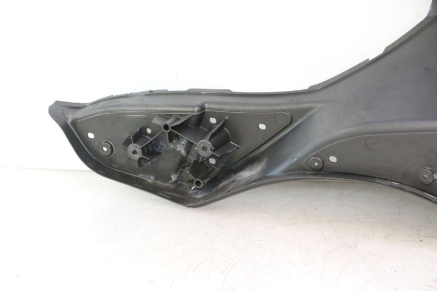 photo de VOETSTEUN APRILIA ATLANTIC S 125 (2010 - 2013) - Markeringen en referenties